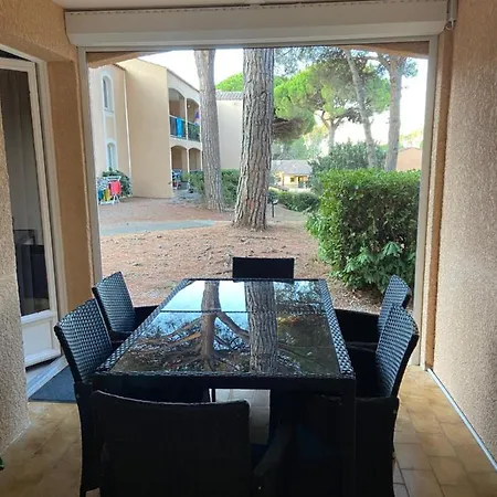 F2 Luxueux Neuf Valescure Apartman